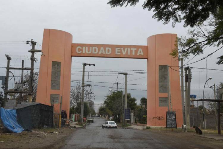 Asesinan a puñaladas a una mujer durante un robo en Córdoba  - Ciudad Evita 