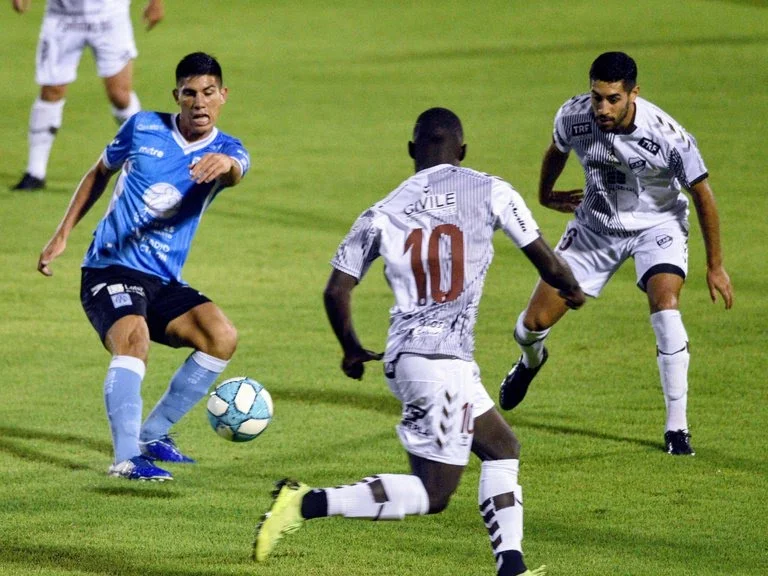 Estudiantes de Río cuarto vuelve a perder la oportunidad del ascenso.