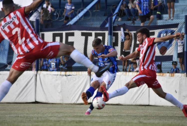Triunfo de Instituto en el final de campeonato