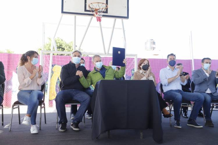 Construirán en la capital cordobesa 15 polideportivos sociales