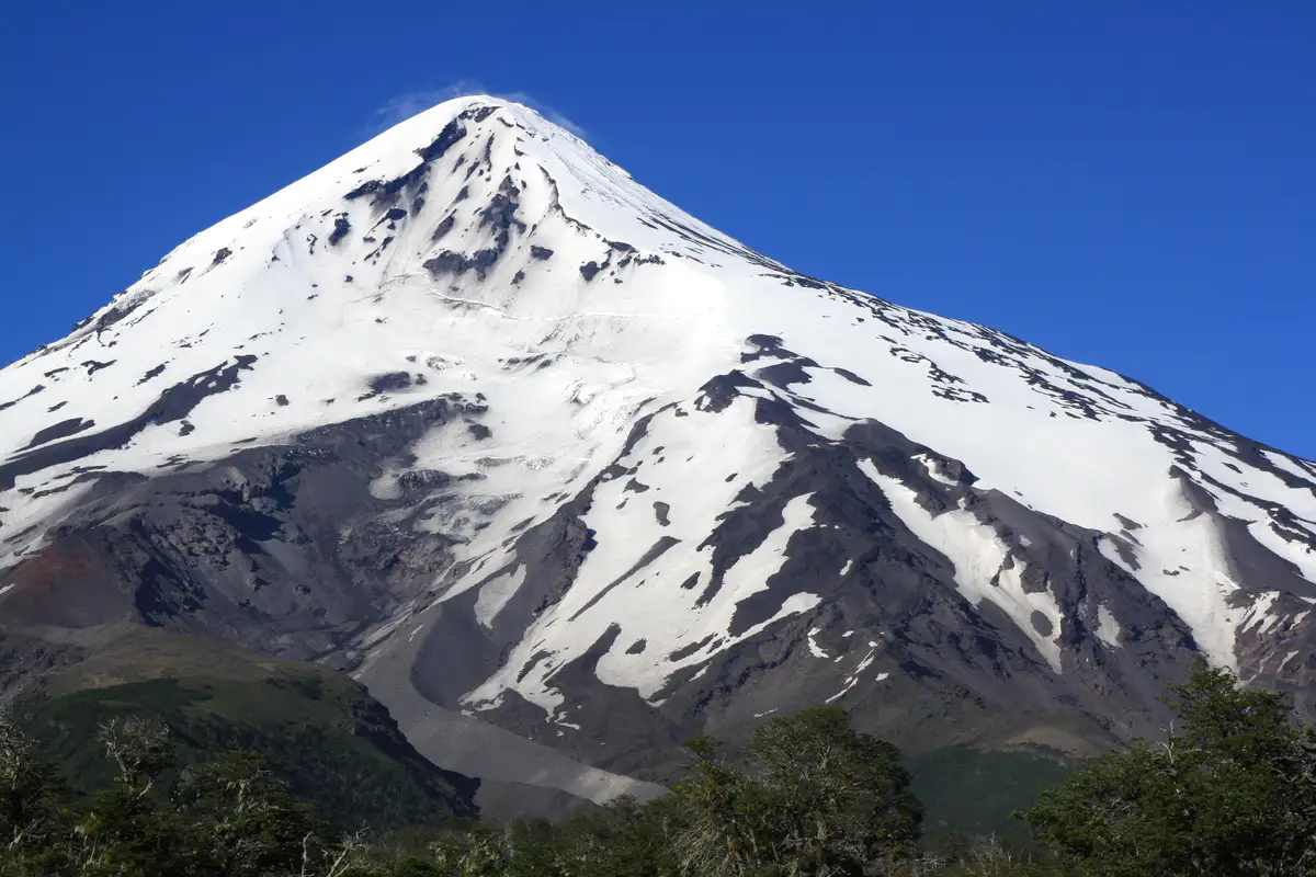 Revisión del Gobierno Nacional respecto al Volcán Lanín