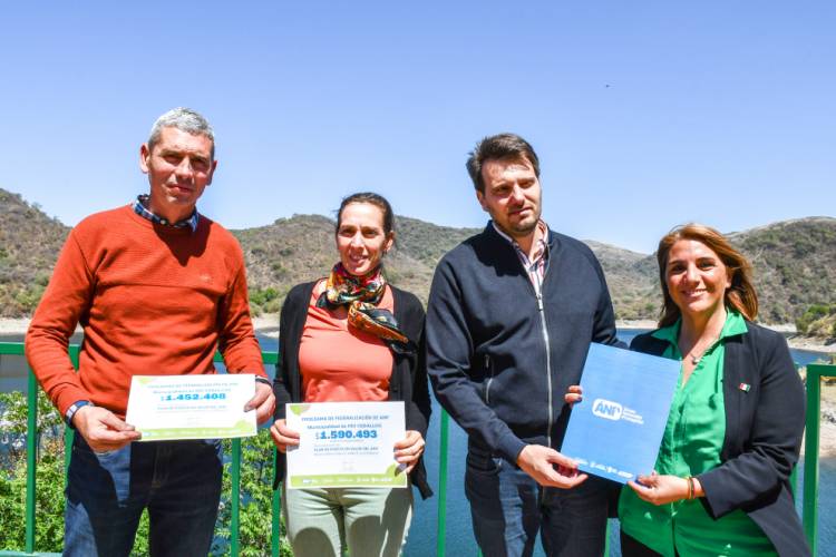 Rio Ceballos:Entregaron fondos para la puesta ev valor de la Reserva La Quebrada
