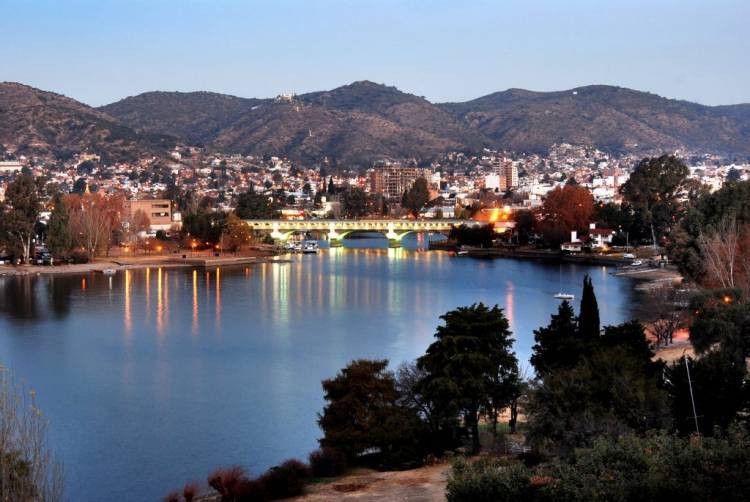 Villa Carlos Paz, a pleno