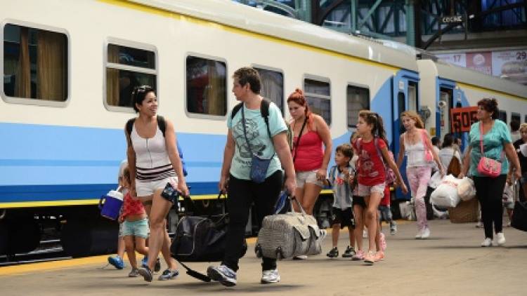 En esta Semana Santa, más de 28 mil personas eligieron viajar en trenes de larga distancia