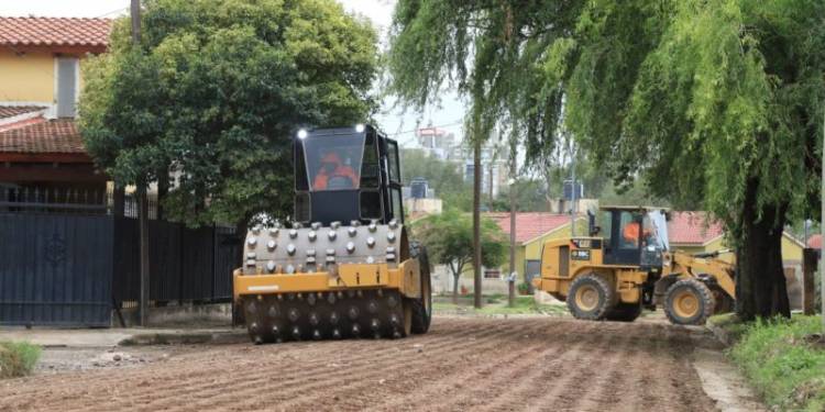 Luego de 20 años de espera, barrio Los Robles tendrá su pavimentación