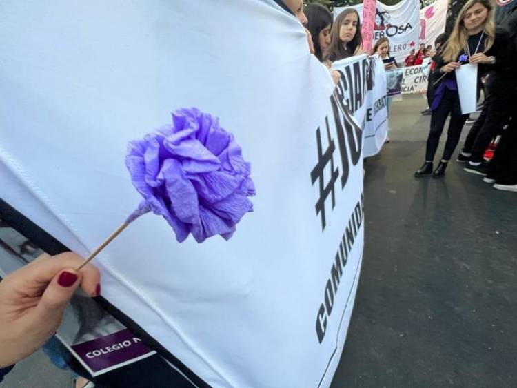 Ni una menos: multitudinaria marcha en Córdoba