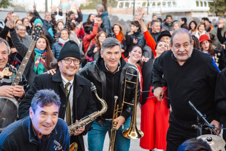 Passerini visitó los barrios de la ciudad