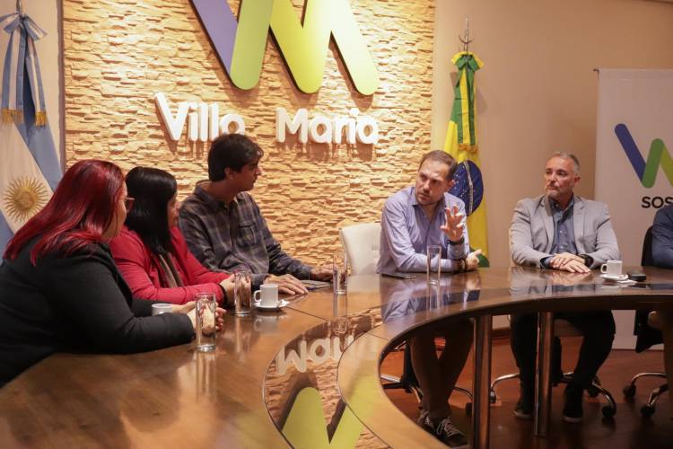 Llegó a la ciudad una comitiva universitaria de Brasil