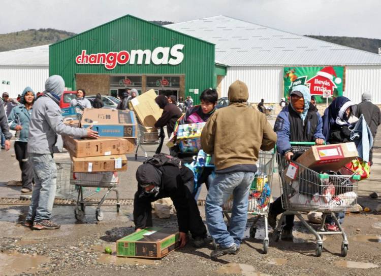 Desde ahora, el que realiza saqueos, va recibir multa 
