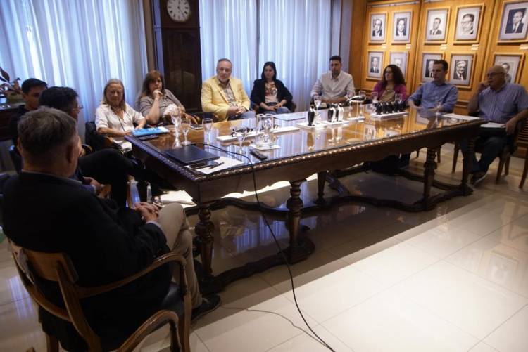 Accastello interesado en la prevención antinarcótico y la seguridad de los villamarienses