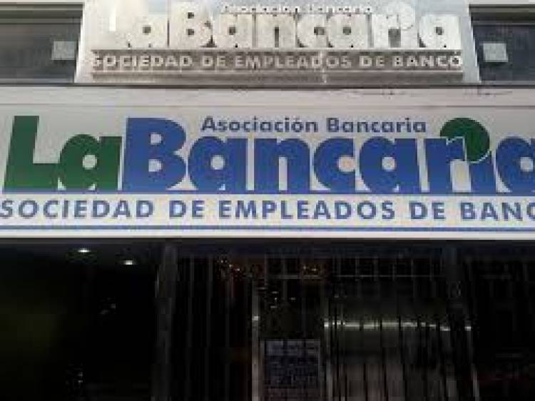 Problemas en los bancos: Anunciaron paro general en las próximas horas