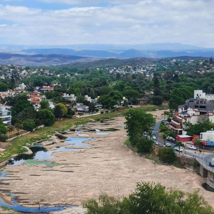 Villa Carlos Paz: Por la crisis hídrica, disminuirán la presión del agua potable en algunos barrios
