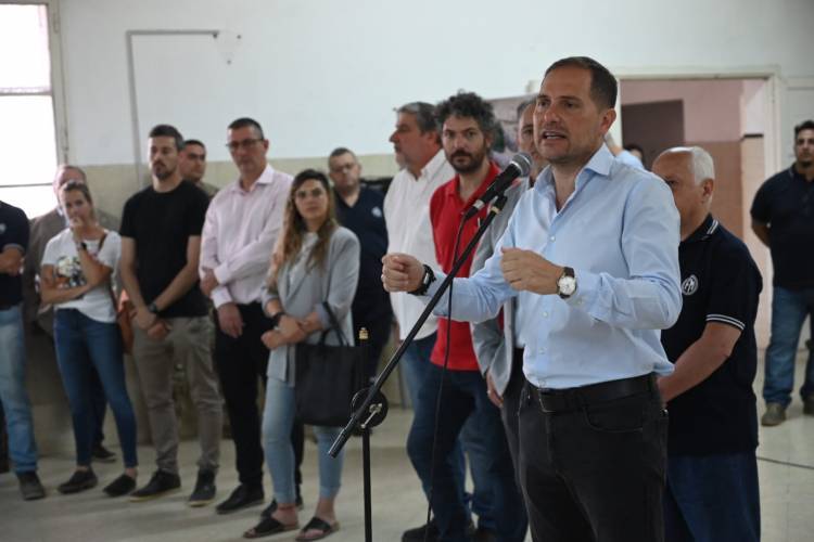 Mejorarán las condiciones laborales de trabajadores  de la Fábrica Militar
