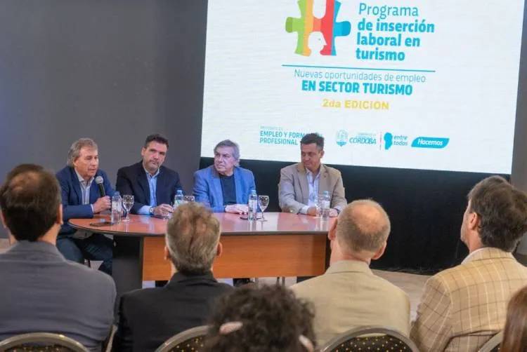 Brindarán 1.500 oportunidades de empleo y formación en el sector turístico