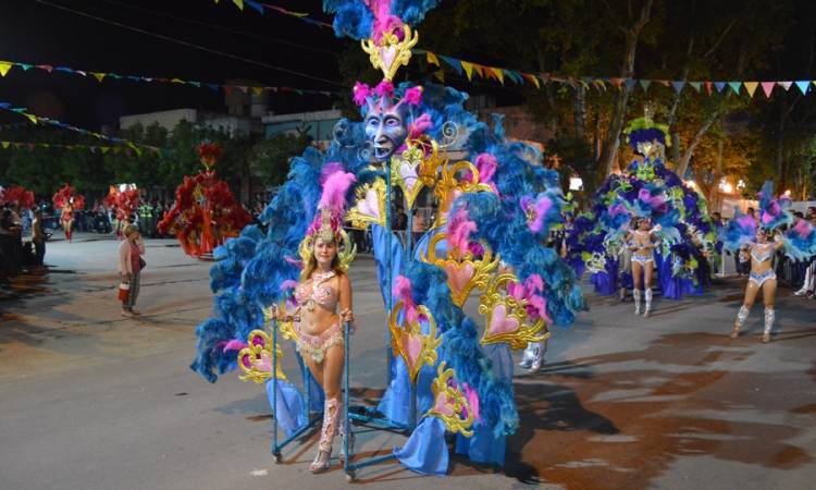 El Municipio realiza convocatoria para los Carnavales 2024