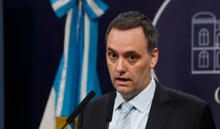 Adorni anunció un plan de optimización de recursos en el Ministerio de Capital Humano que permitirá un ahorro de más de $ 25 mil millones este año