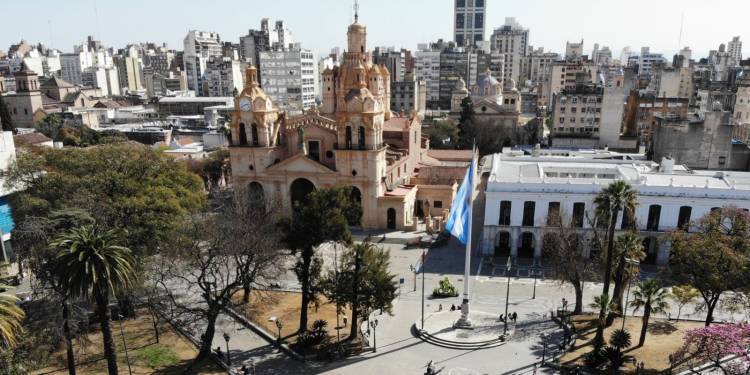 Mas de 100 intendentes de todo el país eligieron la Docta para la VI Asamblea Nacional de Intendentes de la Red Argentina de Municipios Frente al Cambio Climático