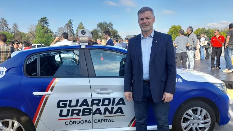 Se puso en marcha la flamante Guardia Urbana Municipal. 