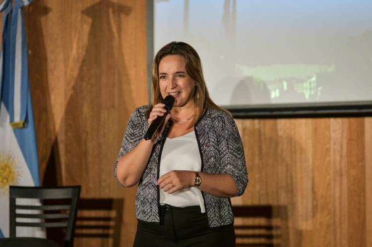 Myriam Prunotto encabezó la presentación del Programa de Estímulo a las Ediciones Literarias Cordobesas