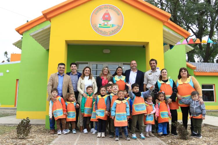 En La Para, Prunotto inauguró tres establecimientos educativos