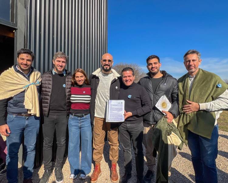 La productora de Abel Pintos trabajará con el Gobierno de Córdoba en un programa ambiental