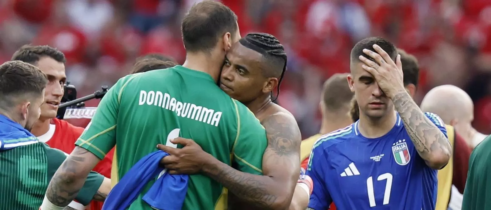 Copas de fútbol: Italia afuera de la EURO y Chile eliminada por Canadá en América