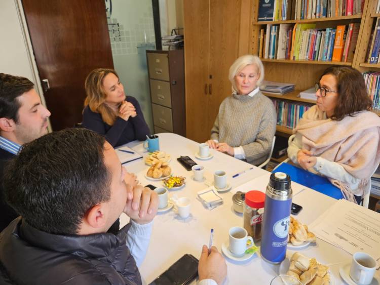 En Rio Cuarto, Myrian Prunotto indagó sobre la situación actual de los psicopedagogos