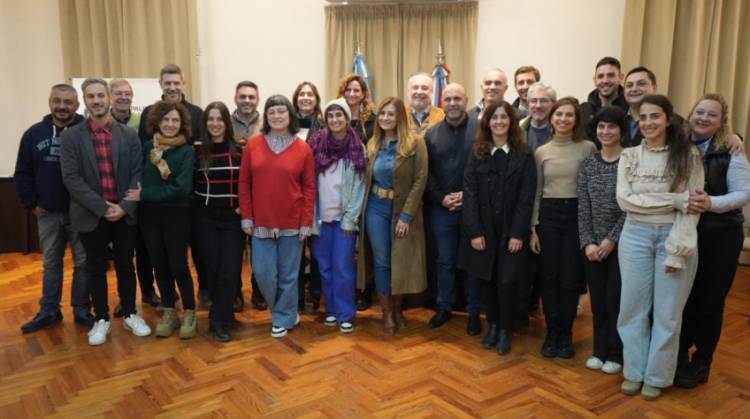 Un programa cultural municipal visitará a ocho localidades de la región
