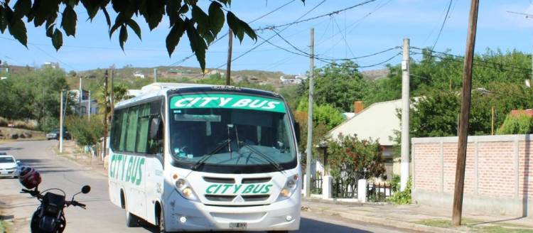 La Granja se queda sin servicio urbano