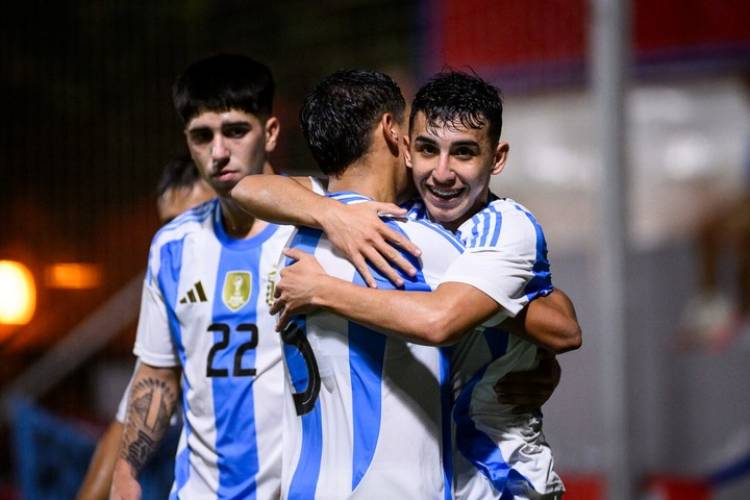 Fútbol: los juveniles argentinos en otra final