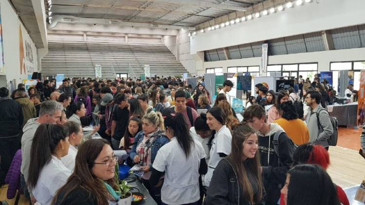 Estudiantes secundarios de Punilla participarán de la Expo Carreras, Empleo y Emprendedurismo 2024