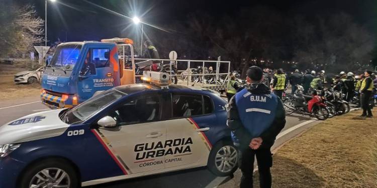 Secuestraron 27 vehículos y detuvieron a 4 personas por carreras  ilegales