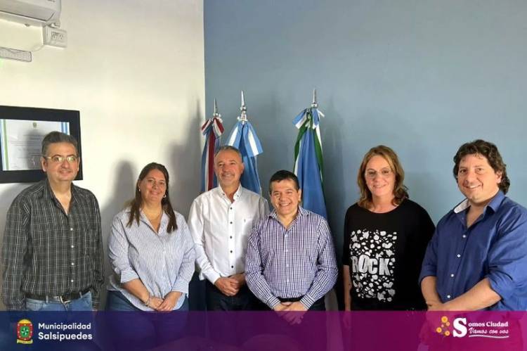 El intendente  Strasorier se reunió con autoridades de la Provincia