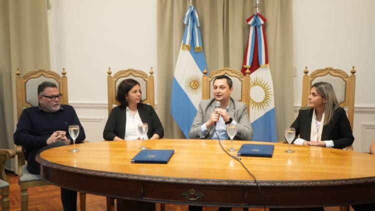 El Municipio trabajará en la promoción de las artes junto a los Colegios de Psicólogos y Abogados 