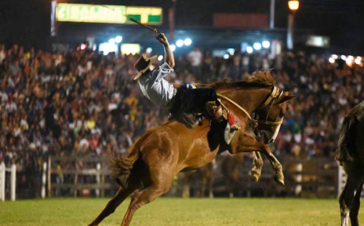 El Festival Nacional de Doma y Folklore ya tiene  fecha y artistas confirmados