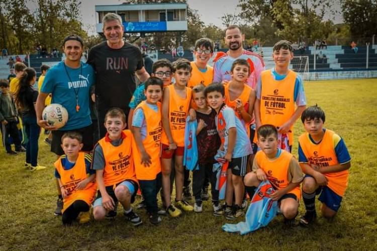 "Pato"Abbondanzieri y Rodrigo Mora dijeron presente en la Semana del Deportista