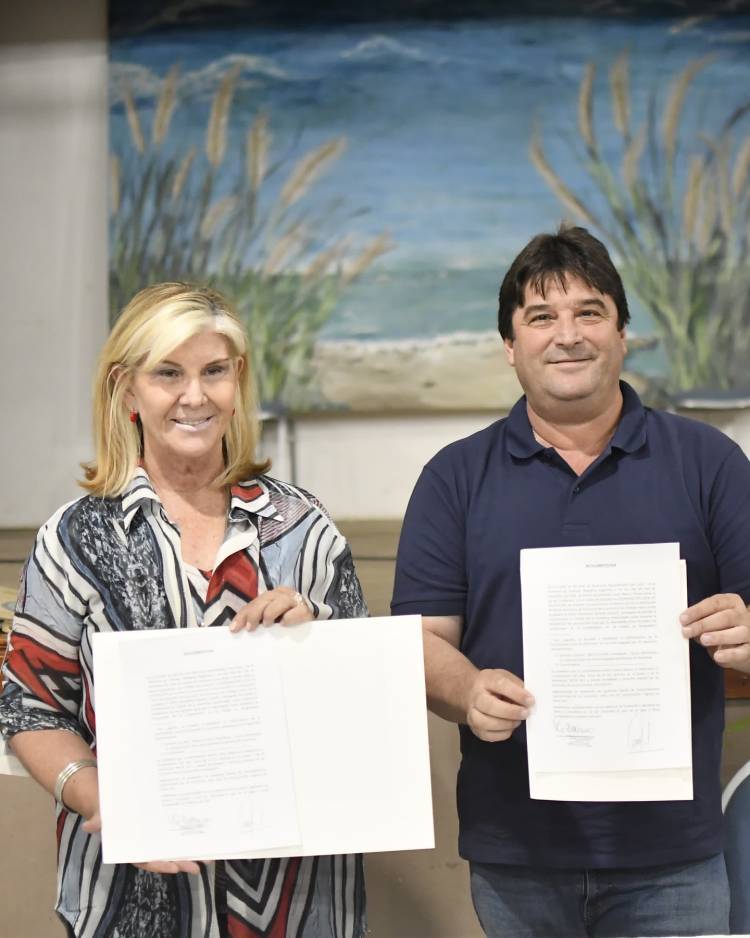 Un convenio entre Municipio y Provincia fortalecerá las oportunidades educativas para los jóvenes