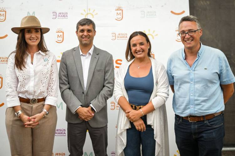 Prunotto recibió a la vicepresidente de la Nación en el Festival de Jesús María