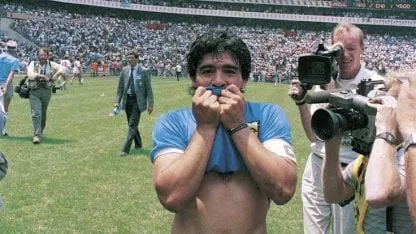 Según la IA: "MESSI EL MEJOR DE TODOS LOS TIEMPOS"