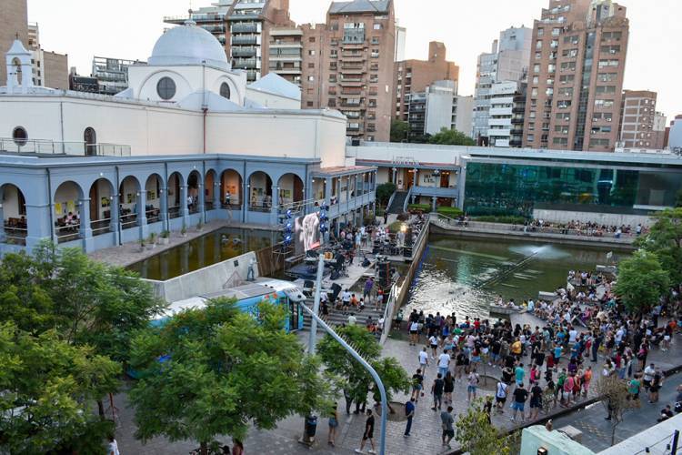Espectáculos gratuitos al aire libre para disfrutar de La Docta este finde