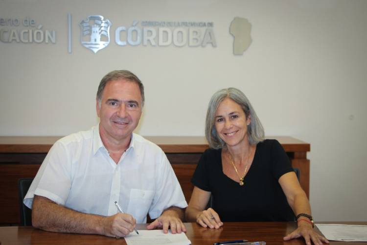 La Provincia fortalece la educación de la localidad de Huanchilla