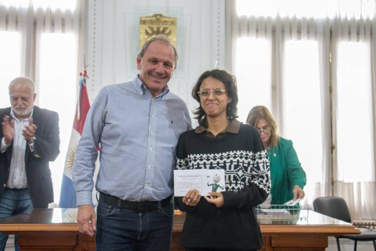 PPP: Entregaron tarjetas de débito a 122 beneficiarios de Río Cuarto