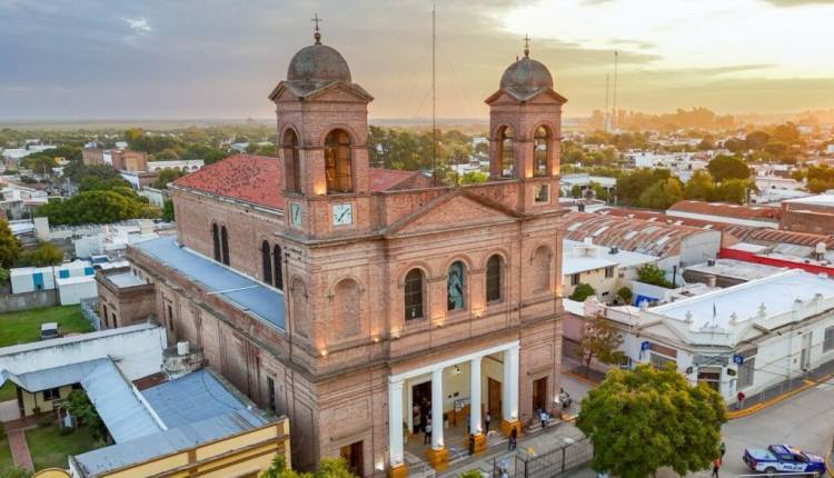 Declararon como Santuario Arquidiocesano Brocheriano a la Parroquia de Villa Santa Rosa de Rio Primero