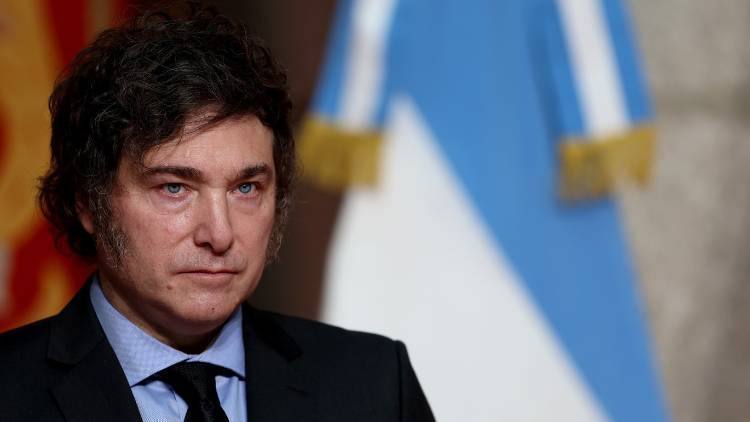 Milei redujo en un 35% la cantidad de cargos superiores del Estado