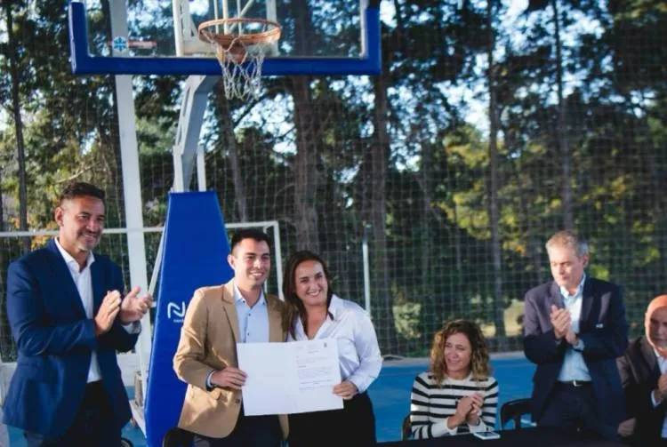 Prunotto y Jure inauguraron polideportivos y entregaron viviendas y créditos en Traslasierra