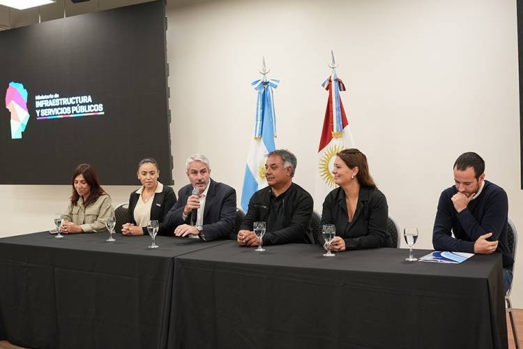 Licitaron mejoras en el sistema de agua potable para El Manzano