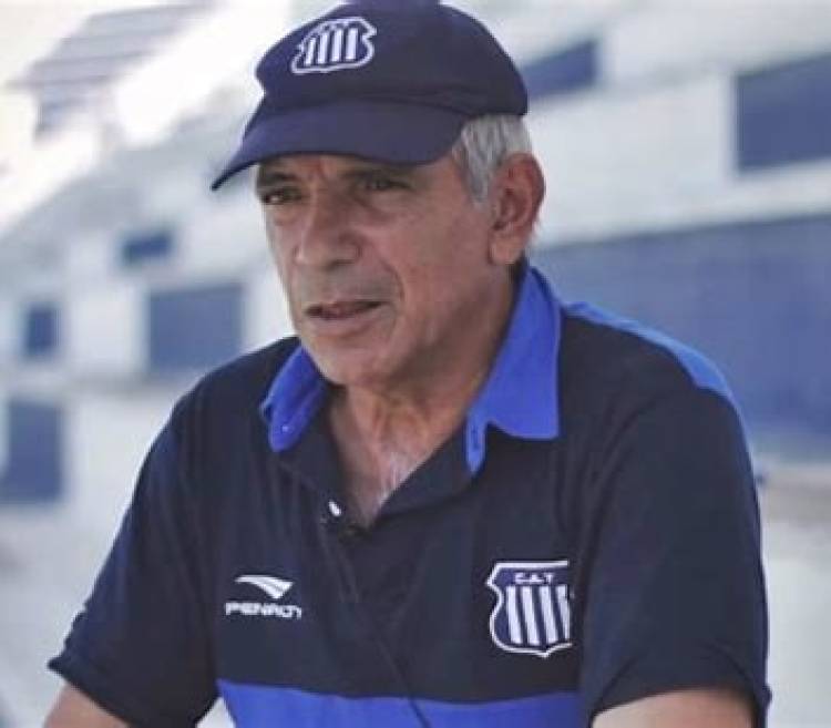 Historias de ídolos del fútbol cordobés: el "gran" Tito Ocaño