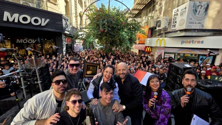 Más de 30 mil corazones al ritmo del Cuarteto: Celebración épica en el centro de Córdoba