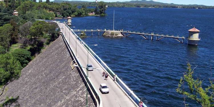 Embalse cuida a quienes la eligen: Revalidan el sello 'Alojamiento Seguro' en temporada alta e invernal
