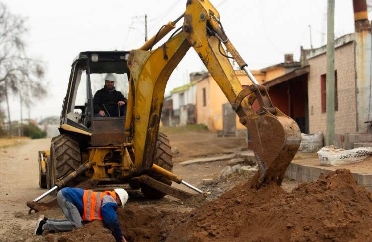 Alta Gracia extiende la red cloacal y mejora la infraestructura urbana